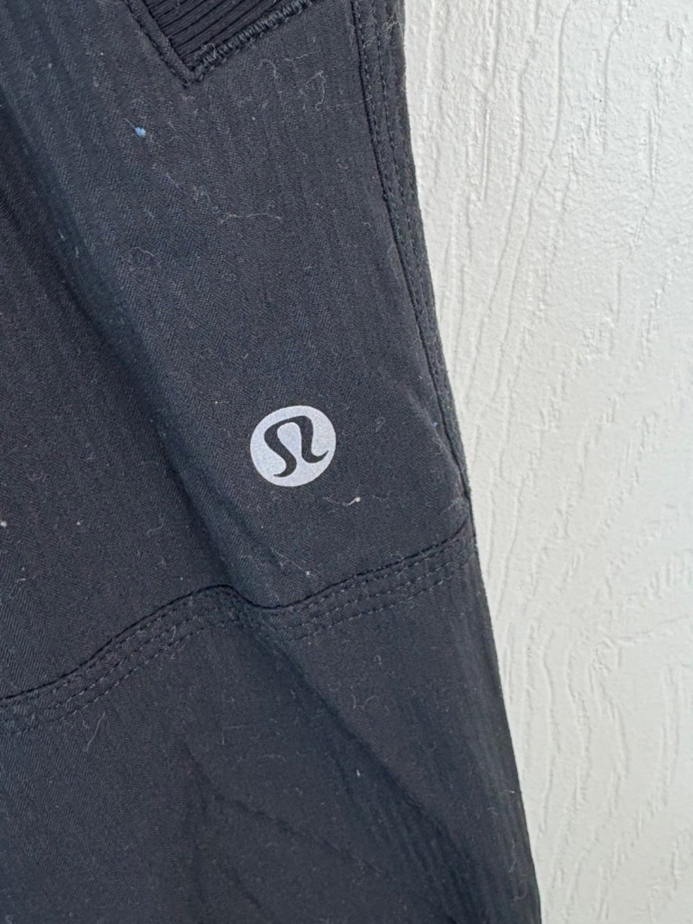 Lululemon Dance Studio Relaxed Fit Mid Rise Cargo pants - Picture 2 of 4